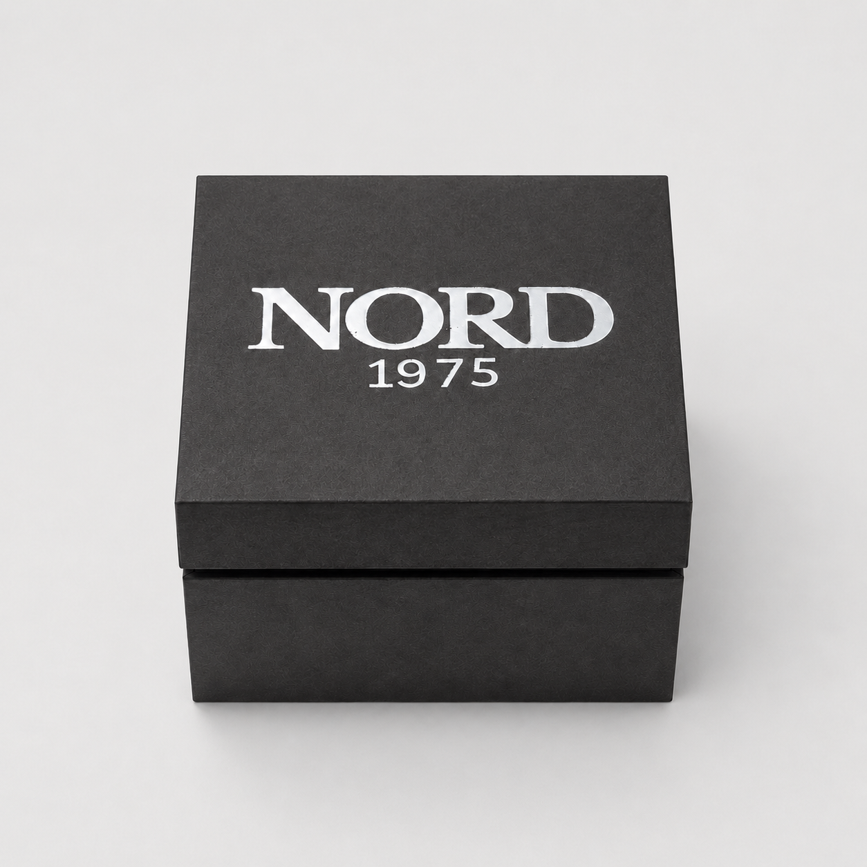 NORD 1975 Signature Watch Box